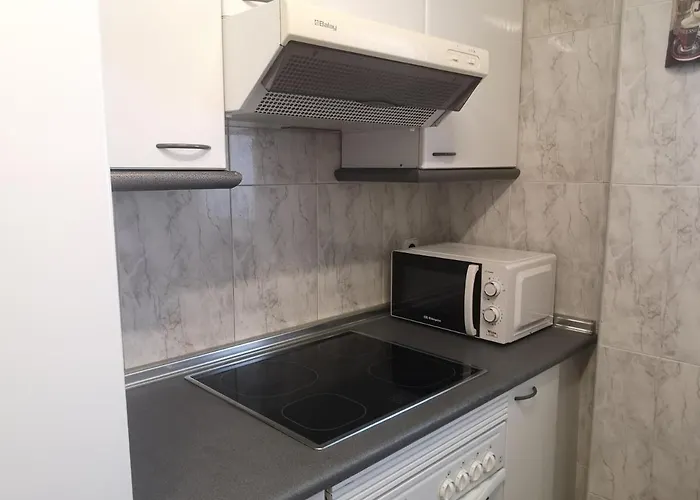 Escultor Moreto - Parking Gratis